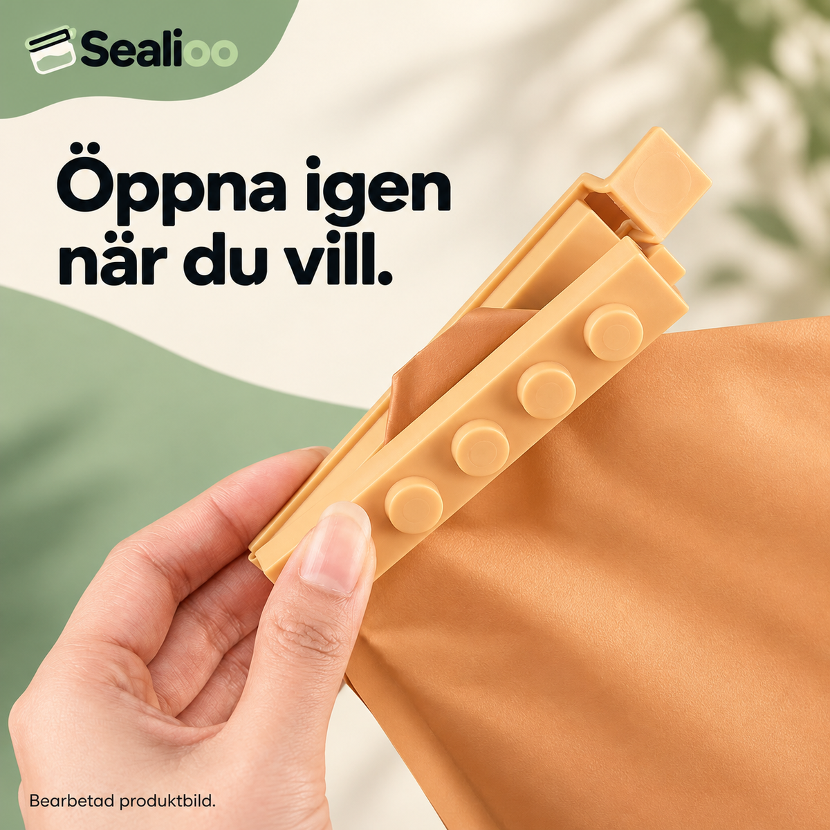 Sealioo – Påsklämma med öppnad mekanism. Bearbetad produktbild.